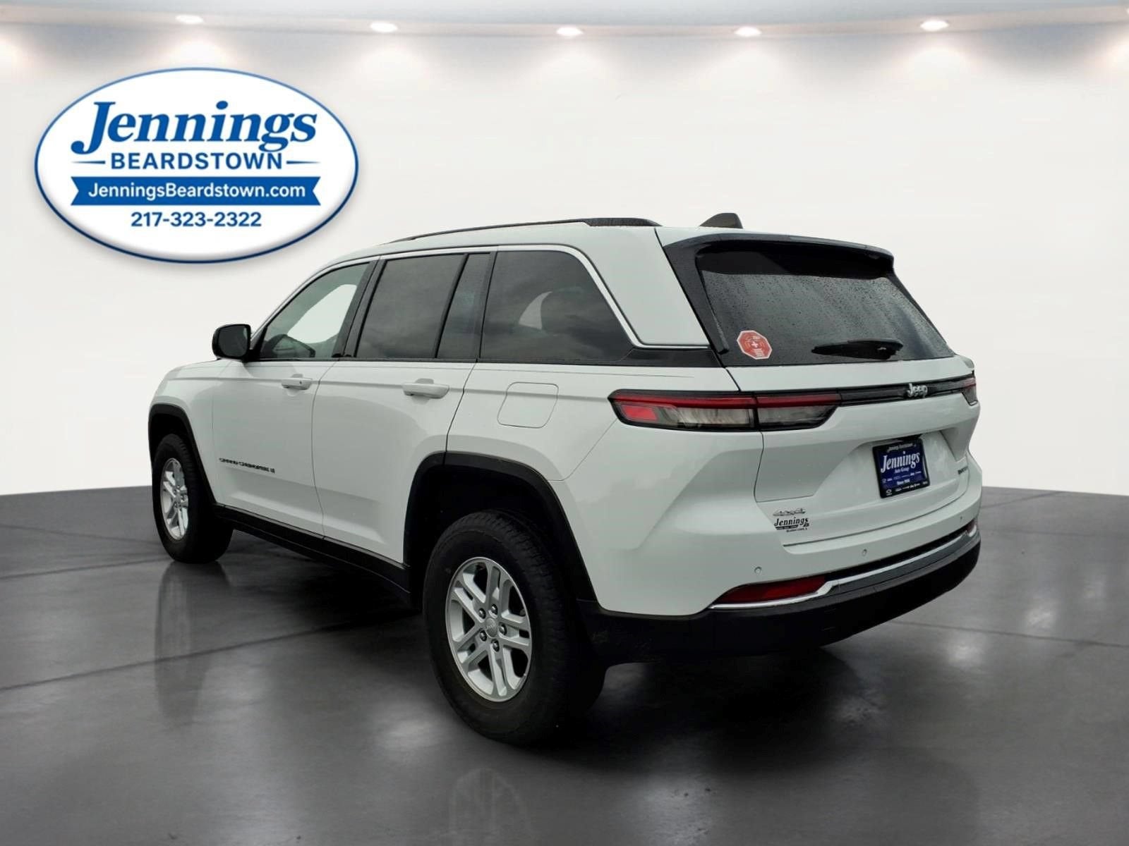 2023 Jeep Grand Cherokee Laredo