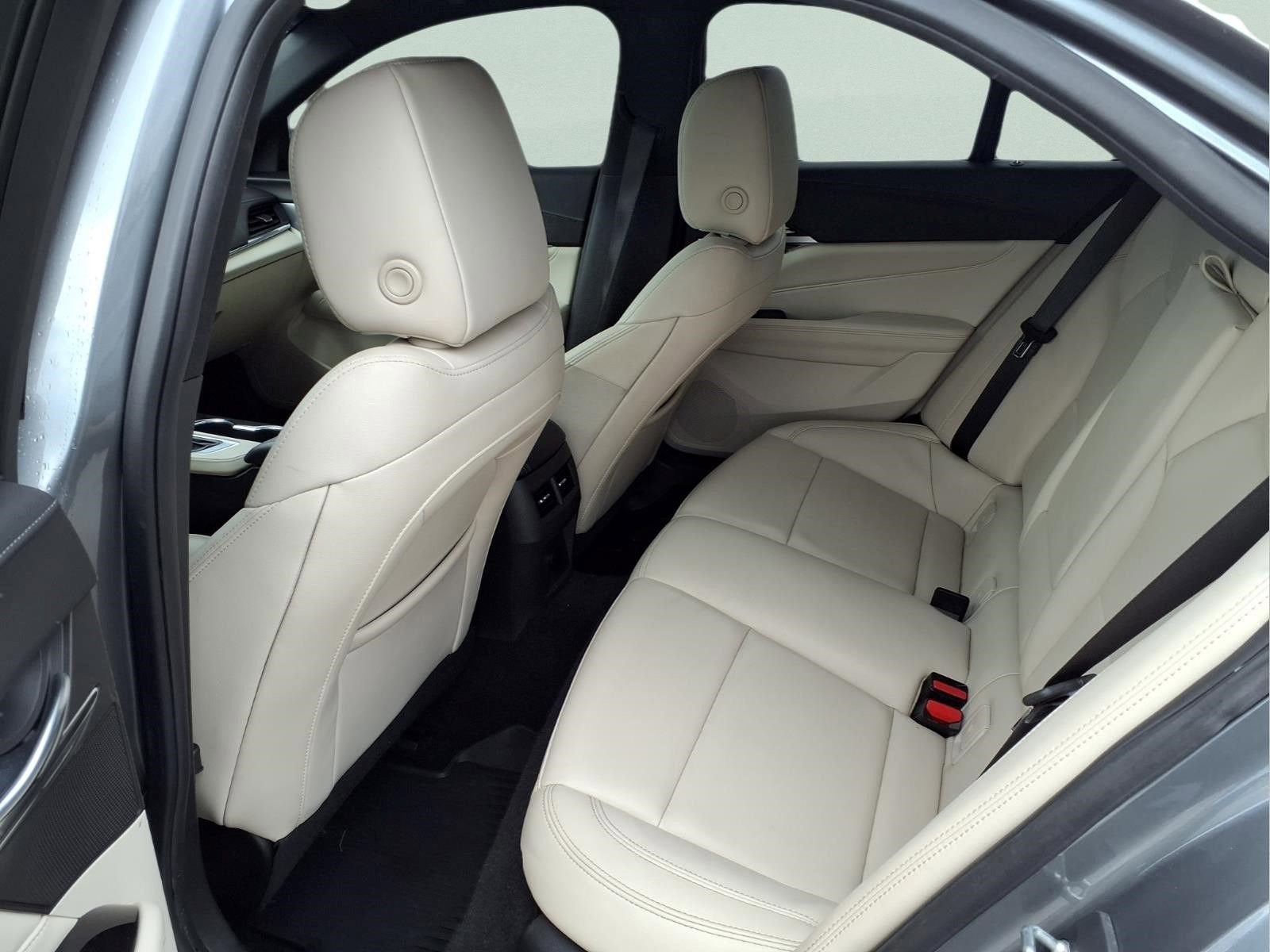 2021 Cadillac CT4 Luxury