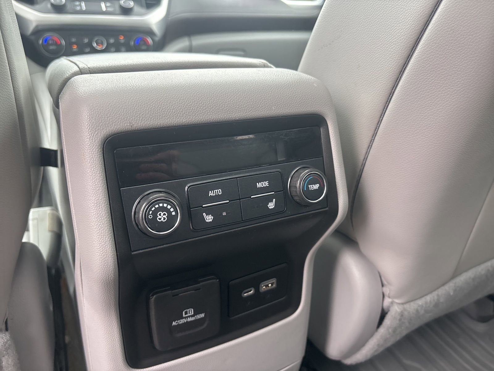 2020 GMC Acadia SLT - Photo 12