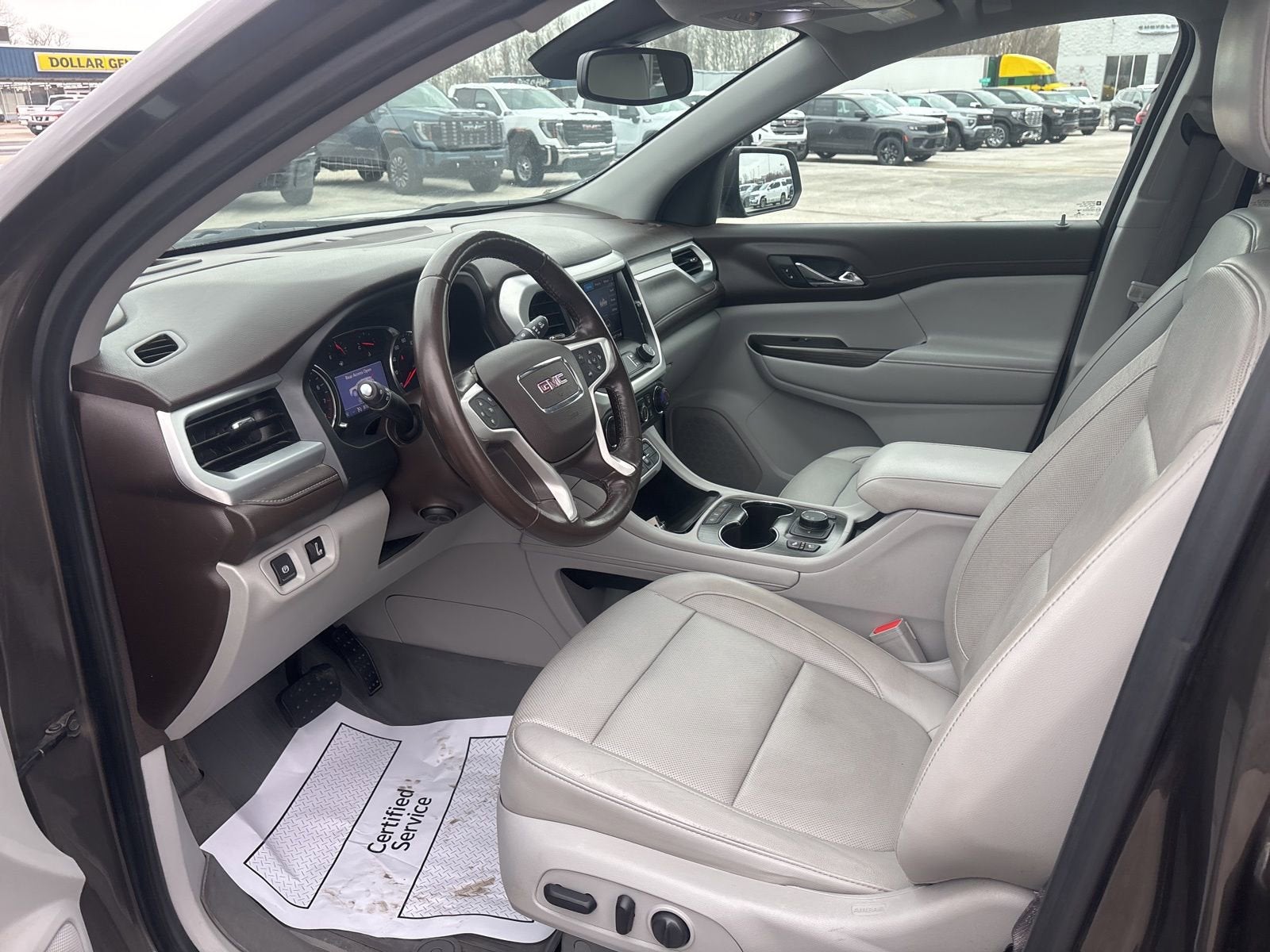 2020 GMC Acadia SLT - Photo 13