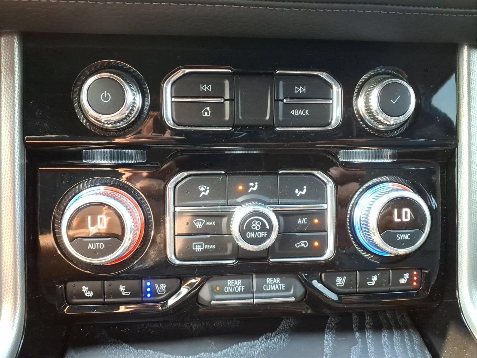 2022 GMC Yukon XL Denali