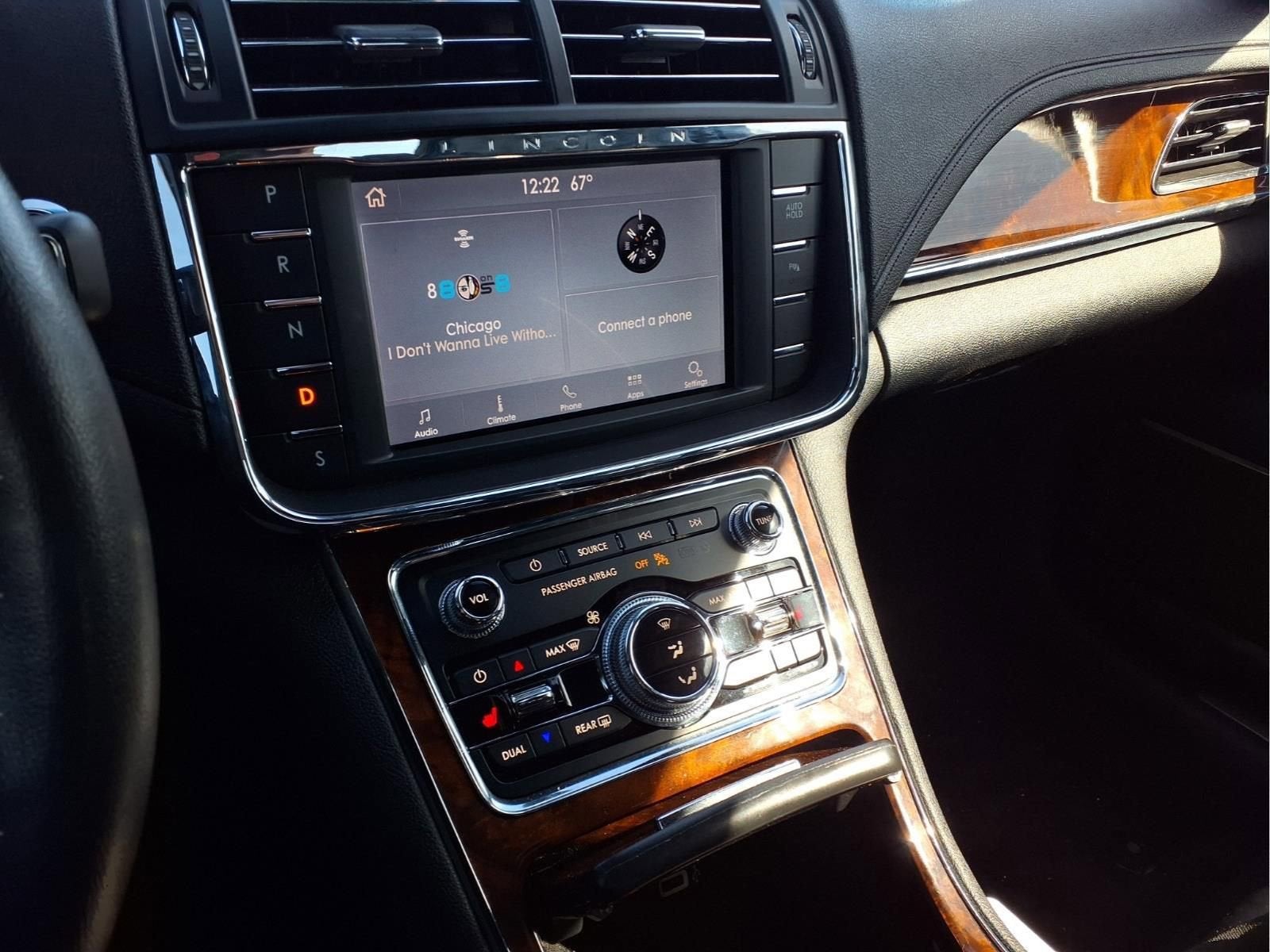 2020 Lincoln Continental Standard