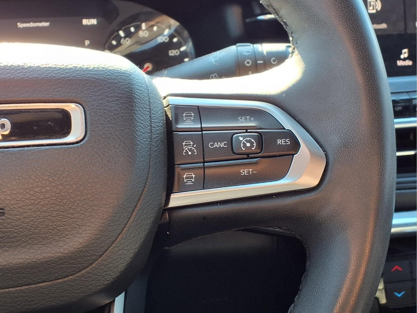 2023 Jeep Compass (RED) Edition