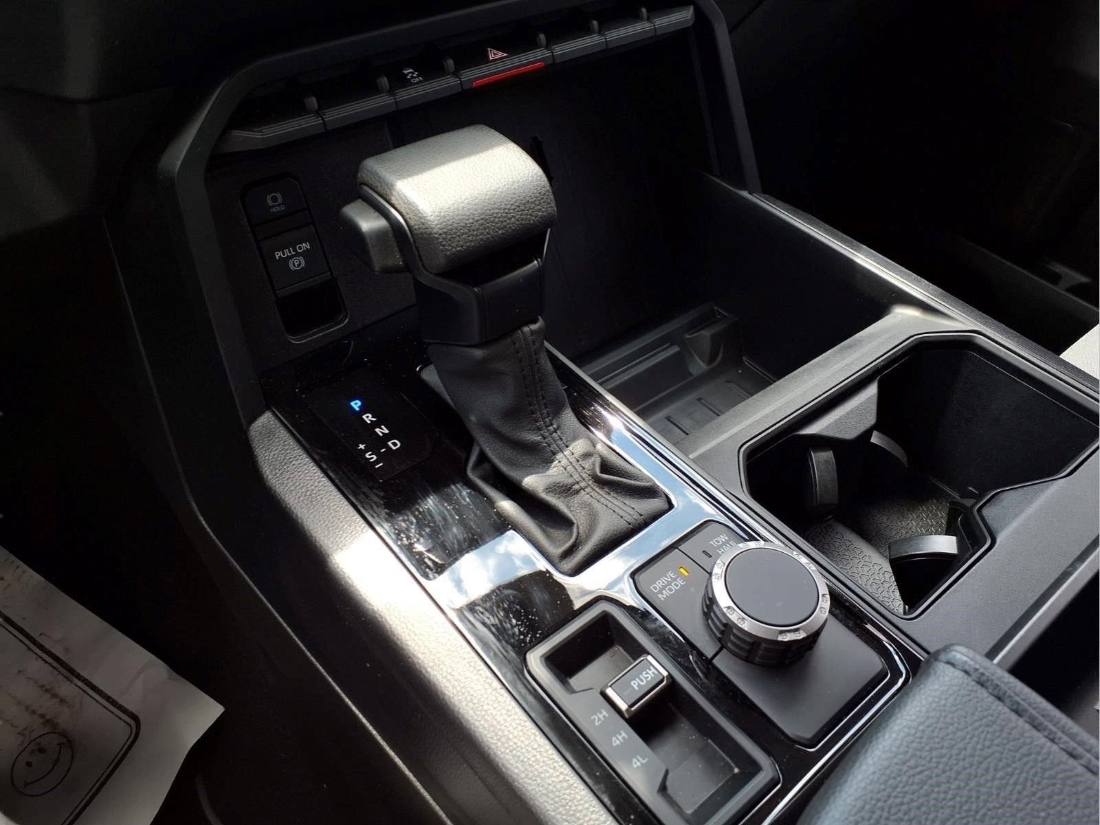 2023 Toyota Tundra 4WD SR5